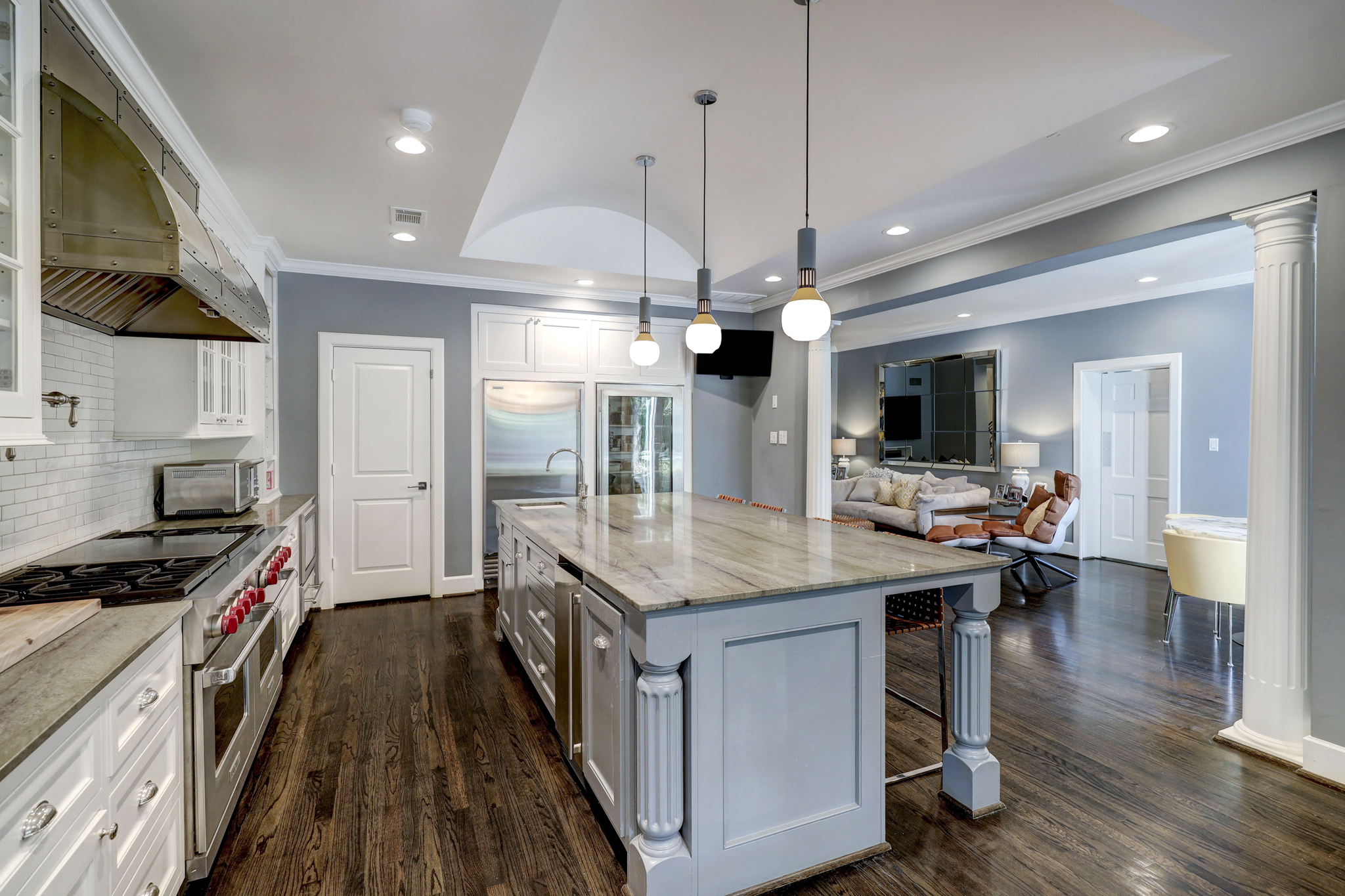 2240 Chilton Road Houston, TX 77019 - Photo 15 of 34