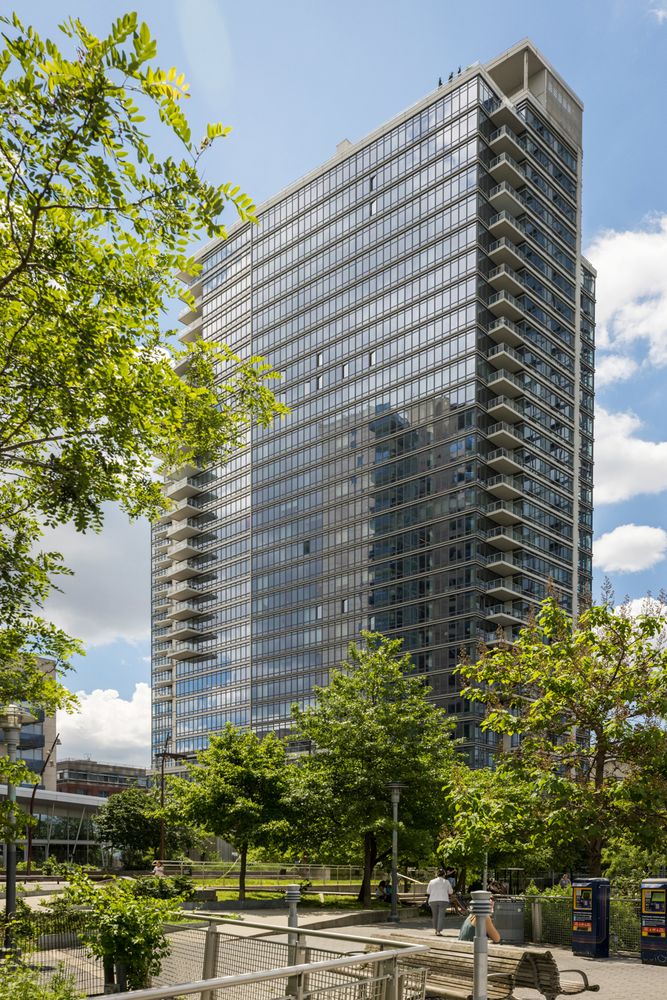 2 Northside Piers, Unit 25P Brooklyn, NY 11249 - Photo 24 of 26 a front view of a building