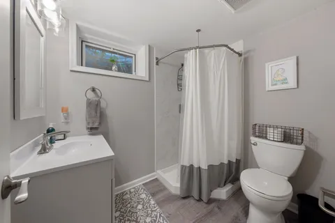 $1,050,000 | 161 Rolling Road, Bala Cynwyd, PA 19004