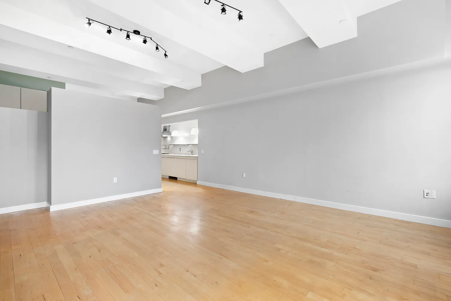 $7,000 | 15 Broad Street, Unit 2826 | Financial District