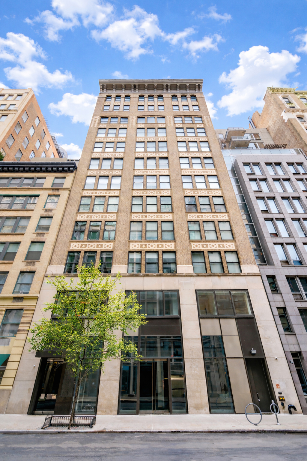 140 West 22nd Street, Unit 2A Manhattan, NY 10011 - Photo 15 of 19 Gallery Image 15
