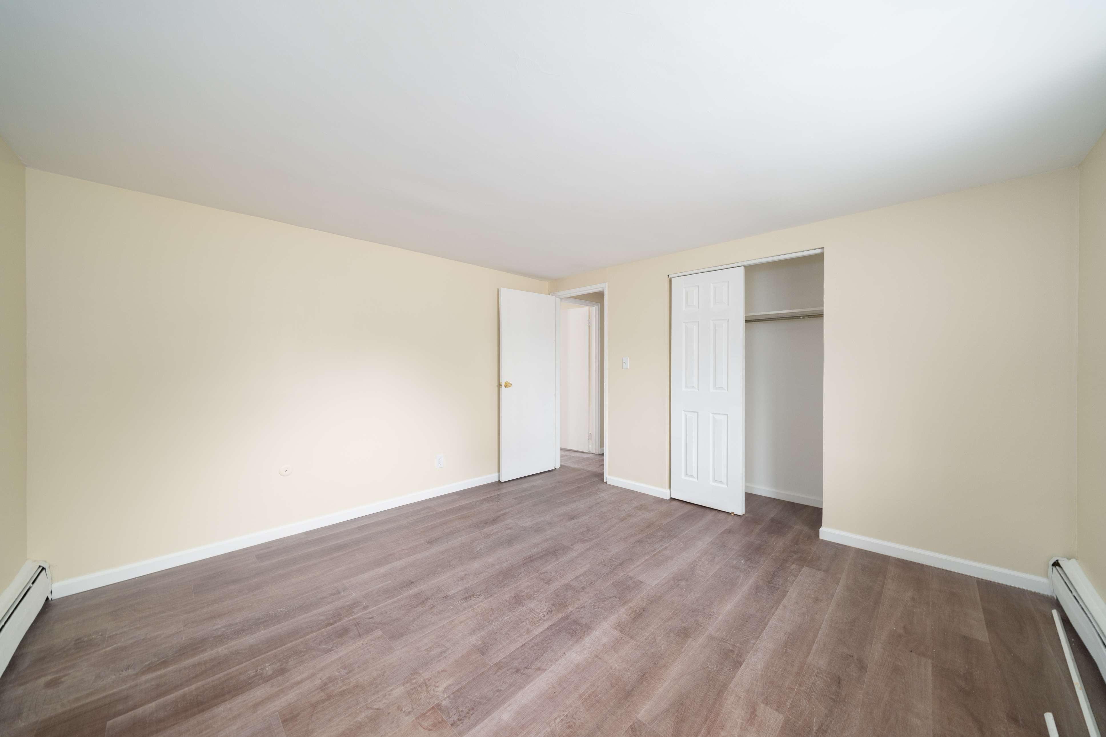 100-108 35th Street Union City, NJ 07087 - Photo 13 of 17 a view of an empty room and wooden floor