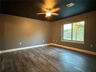 $215,000 | 502 Kellogg Drive, Luling, LA 70070