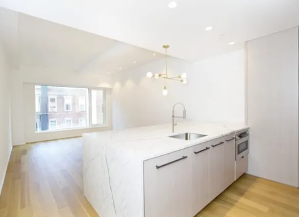 $4,200 | 318 West 52nd Street, Unit 3C | Hell's Kitchen