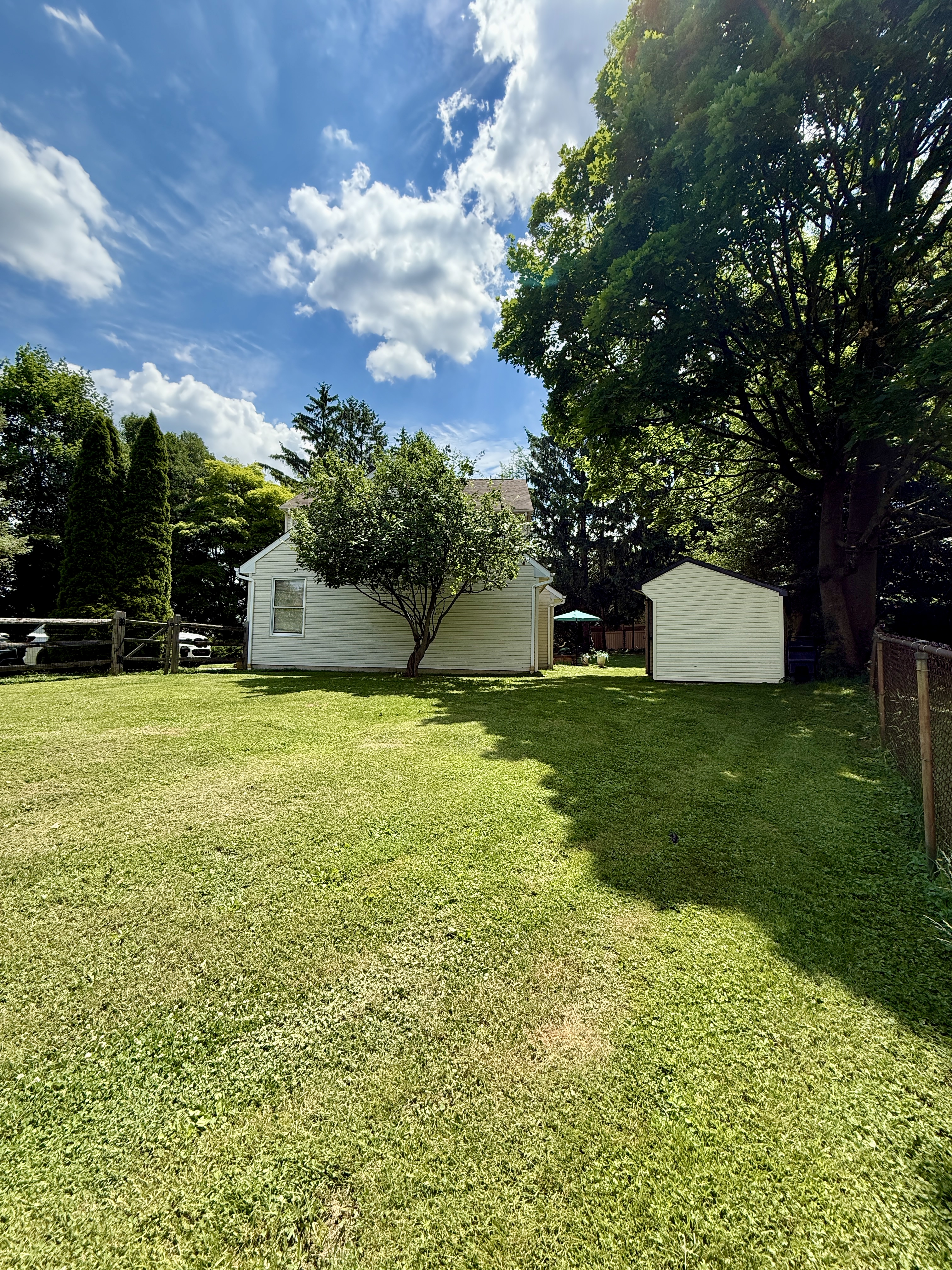 369 Sugartown Road Wayne, PA 19087 - Photo 4 of 6