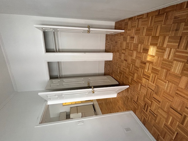 138 East 34th Street, Unit 3F Manhattan, NY 10016 - Photo 5 of 6 a view of an empty room