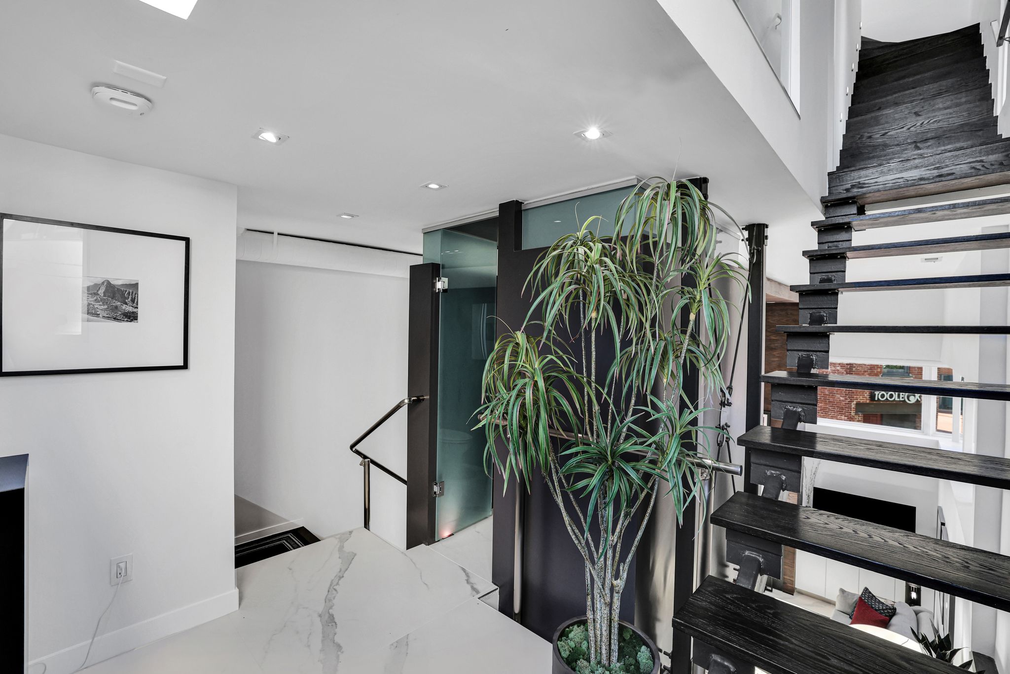 1630 19th Street Northwest, Unit C Washington, DC 20009 - Photo 28 of 45