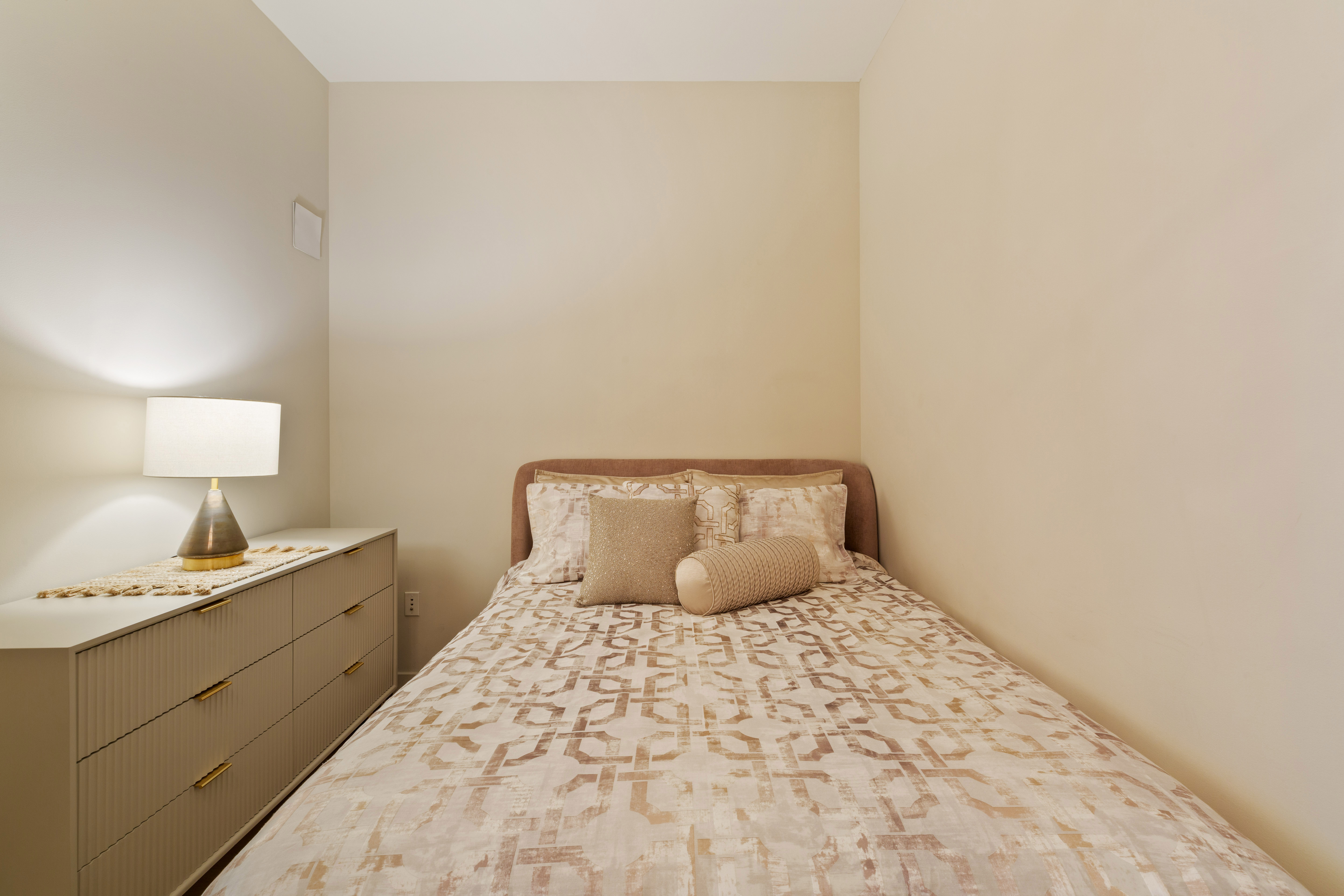 75 Wall Street, Unit 25E Manhattan, NY 10005 - Photo 8 of 11