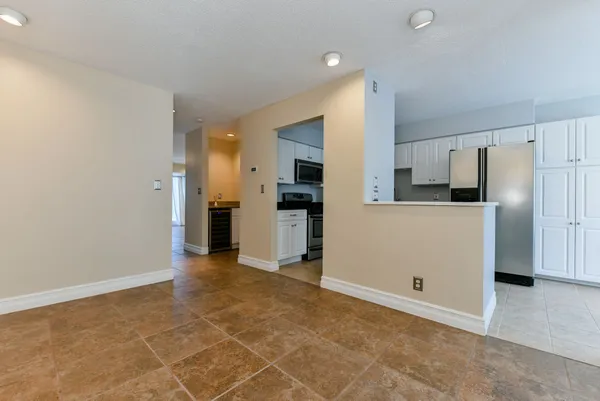 $995,000 | 4 Fresh Pond Place, Cambridge, MA 02138