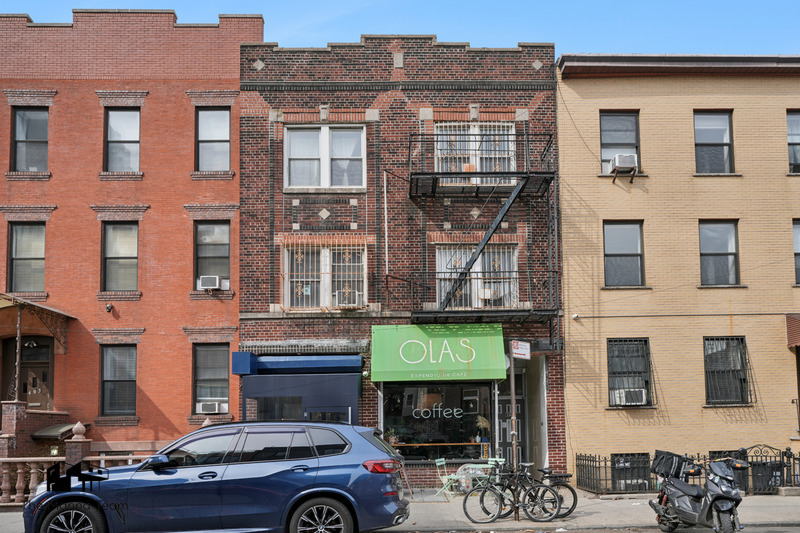 495 Lorimer Street Brooklyn, NY 11211 - Photo 1 of 24 a couple of cars parked in front of a building