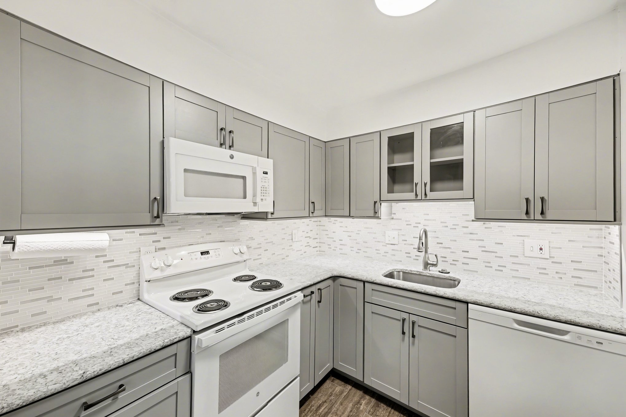 6141 Edsall Road, Unit L Alexandria, VA 22304 - Photo 7 of 18