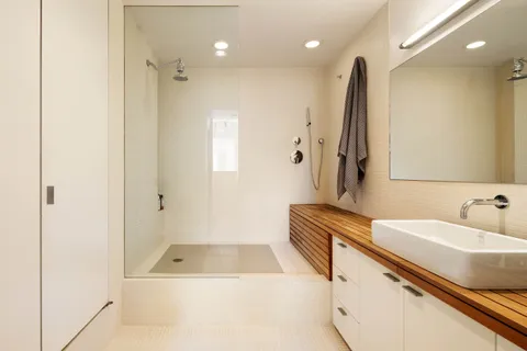 $3,100,000 | 28 East 4th Street, Unit 7E | NoHo