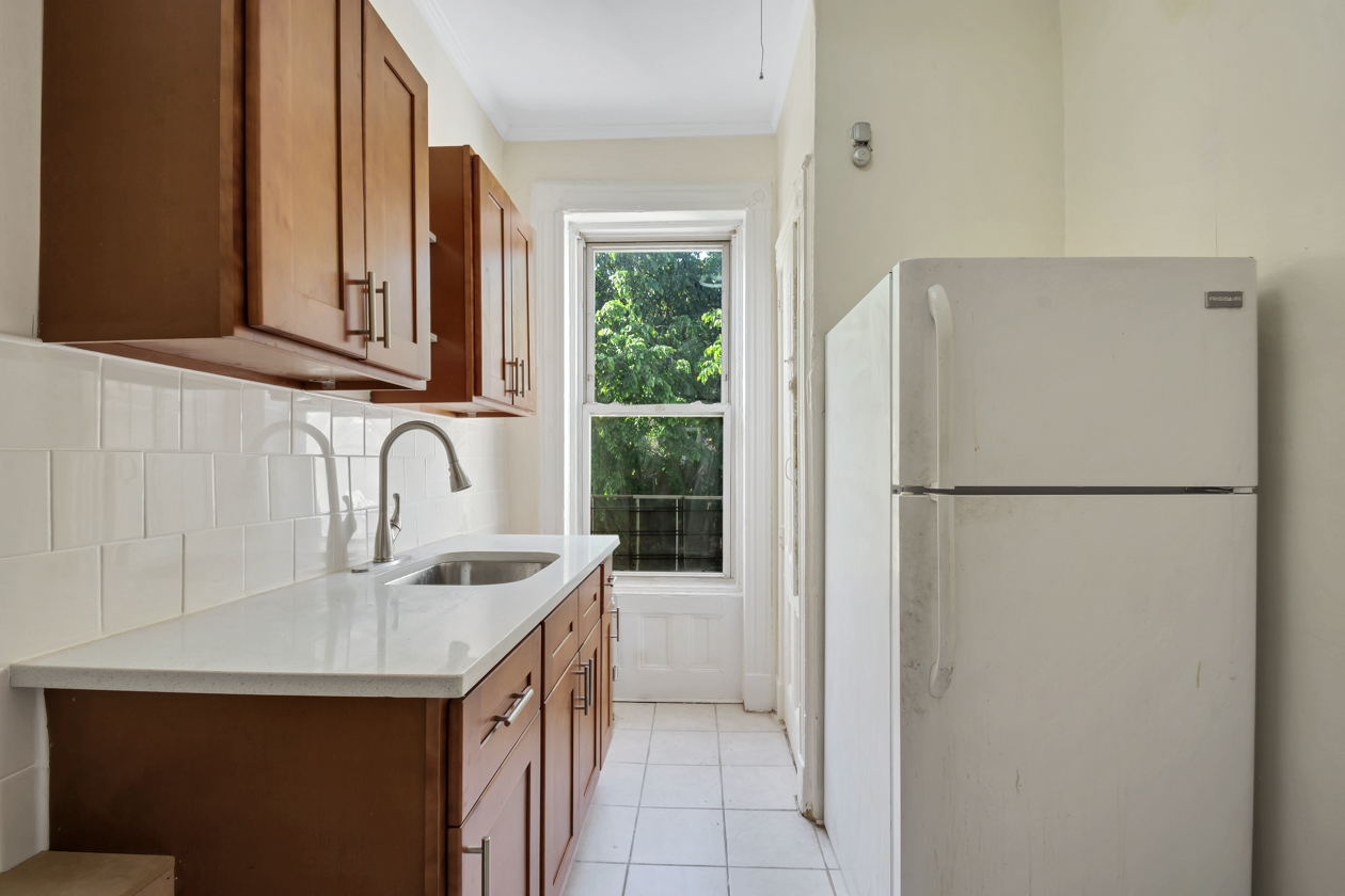 703 Decatur Street Brooklyn, NY 11233 - Photo 11 of 18