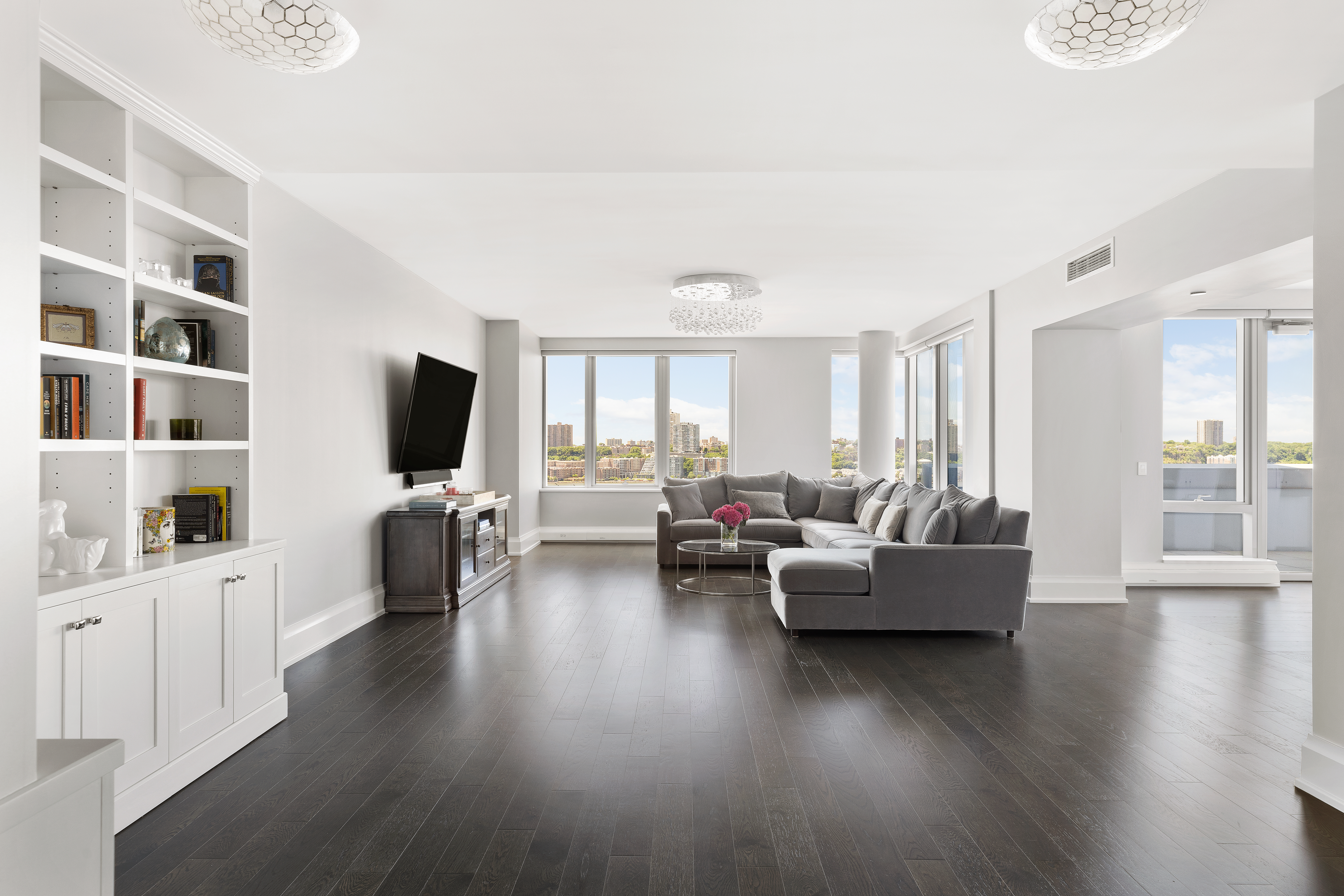 50 Riverside Boulevard, Unit 17B Manhattan, NY 10069 - Photo 6 of 14