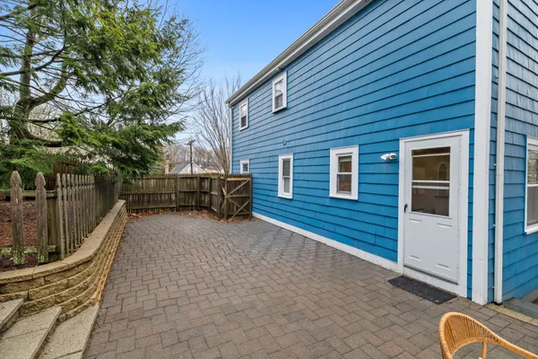 Contact Agent | 5 Baker Street, West Roxbury, MA 02132