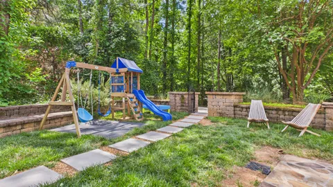 Contact Agent | 10 Quarry Lake Court, Sandy Springs, GA 30342