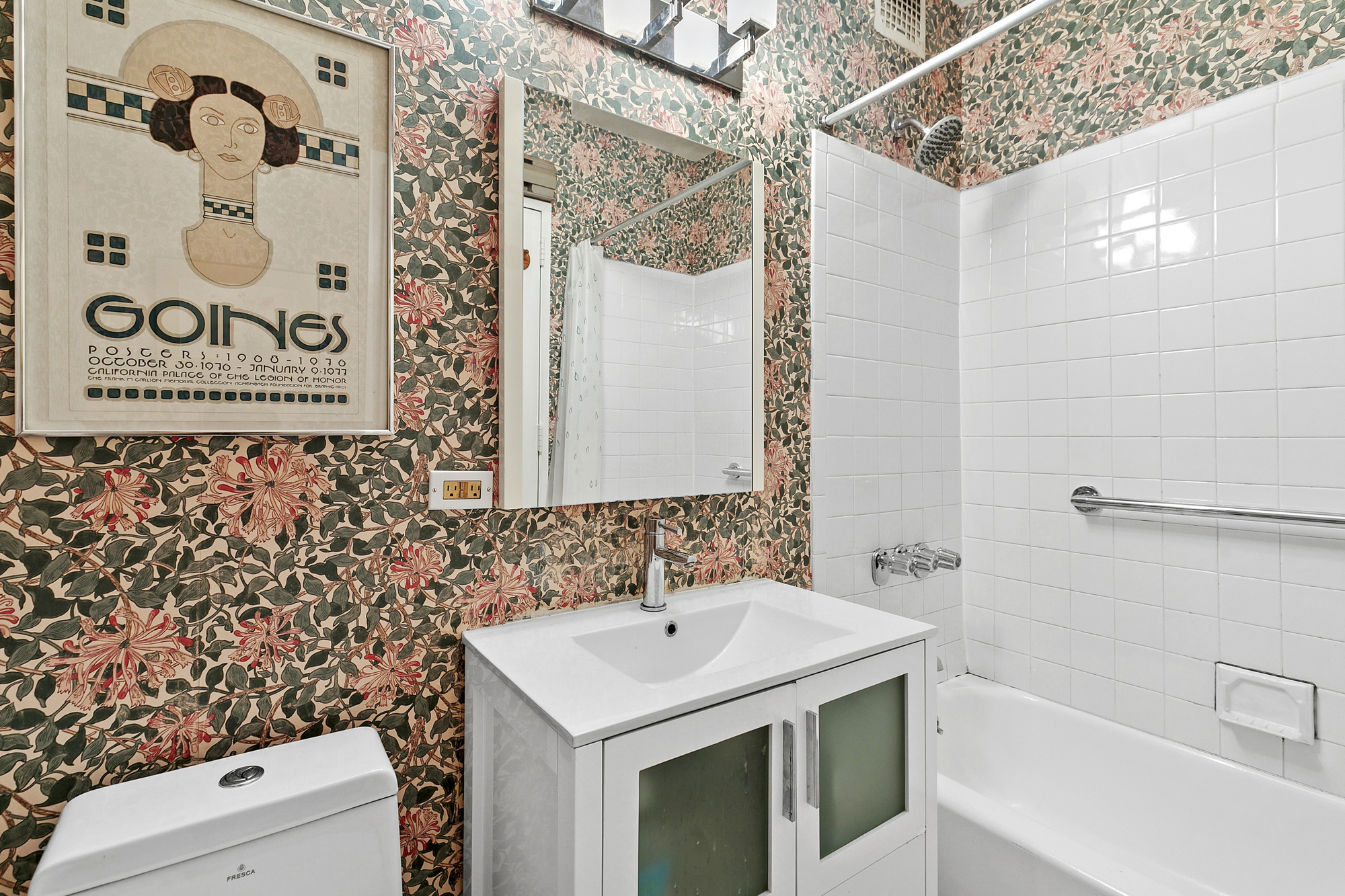 48 West 105th Street, Unit 2B Manhattan, NY 10025 - Photo 7 of 13