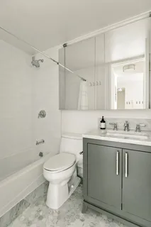 $1,995,000 | 200 East 94th Street, Unit 222 | Upper East Side