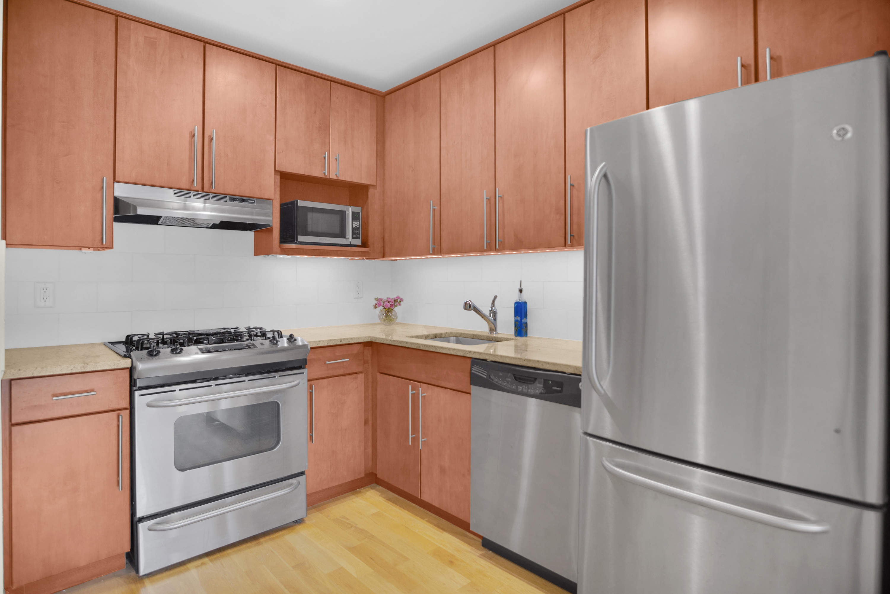 416 East 117th Street, Unit 2C Manhattan, NY 10035 - Photo 3 of 9