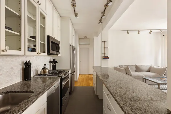 $4,500 | 314 West 94th Street, Unit 3D | Upper West Side