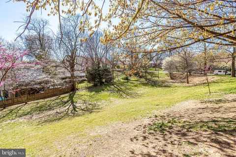 $465,000 | 4360 Cherry Hill Road, Unit 103, Arlington, VA 22207