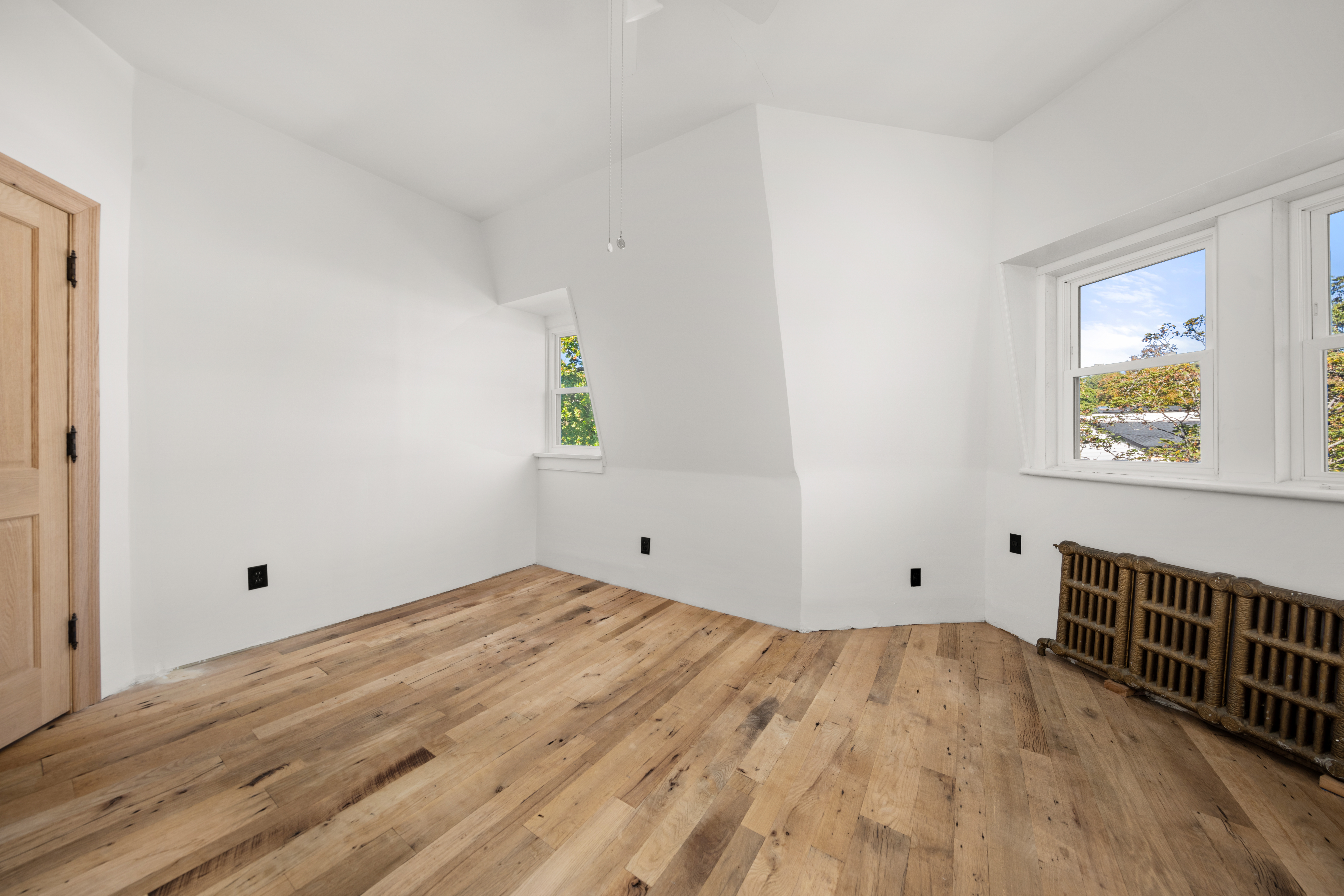 351 St Pauls Avenue Staten Island, NY 10304 - Photo 21 of 36
