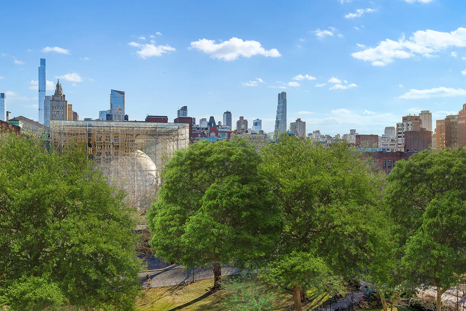 $1,995,000 | 11 West 81st Street, Unit 6A | Upper West Side