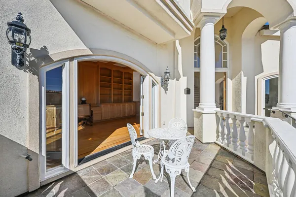 $4,195,000 | 17 Heron Drive, Mill Valley, CA 94941