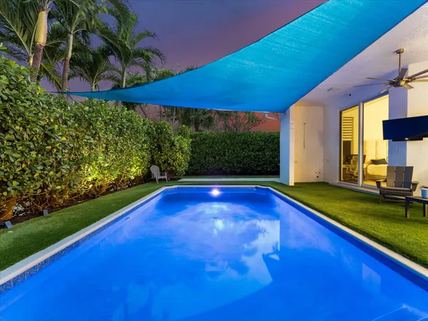 $2,995,000 | 1002 Lake Shore Drive, Delray Beach, FL 33444
