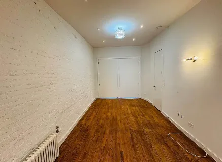 $5,000 | 1479 York Avenue, Unit 5S | Upper East Side