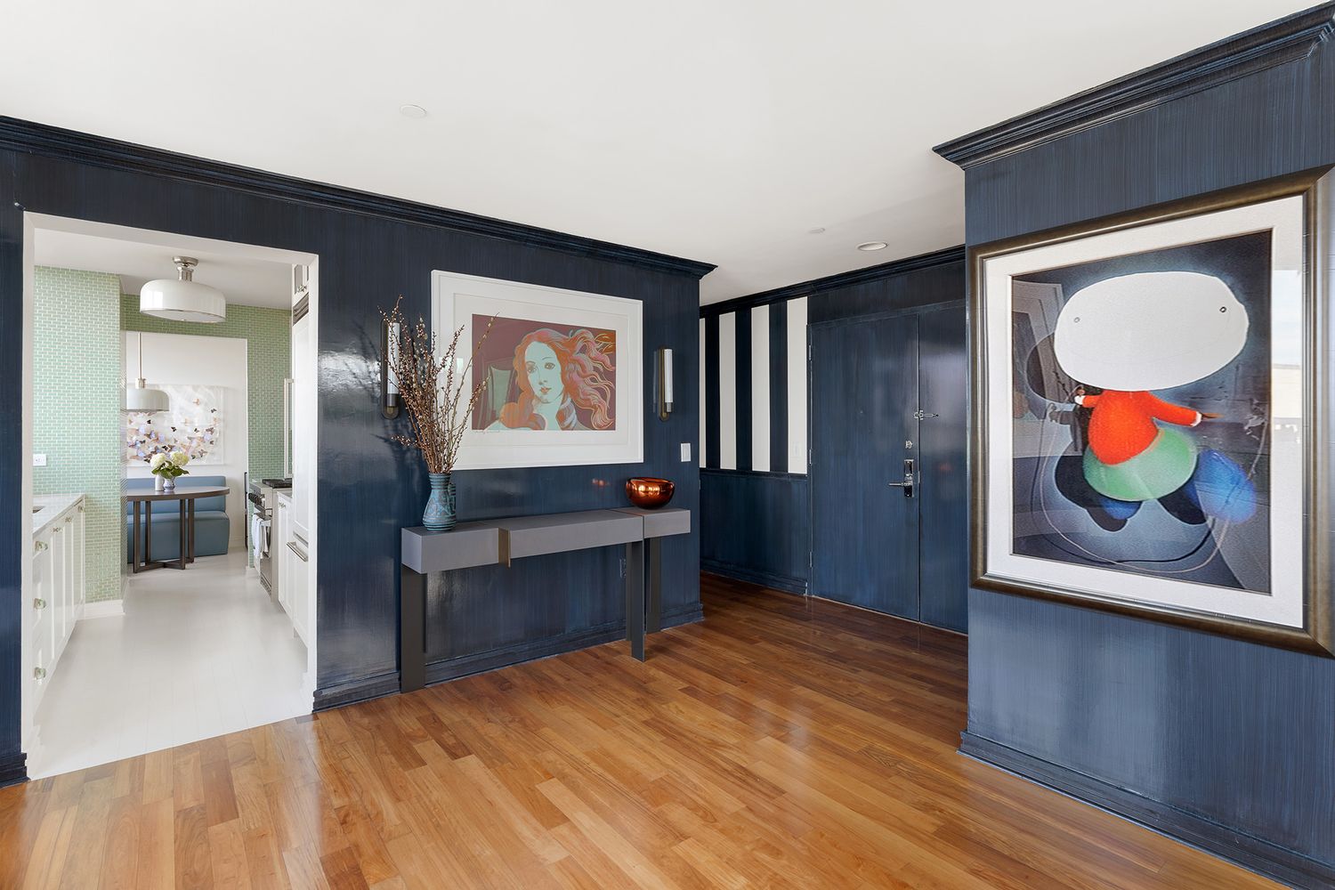 200 West End Avenue, Unit PHA Manhattan, NY 10023 - Photo 7 of 30 a room with painting on the wall and a potted plant