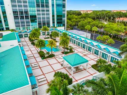 $2,550,000 | 7515 Pelican Bay Boulevard, Unit 5C, Naples, FL 34108