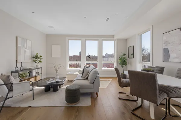 $845,000 | 17 Chestnut Avenue, Unit 3, Jamaica Plain, MA 02130