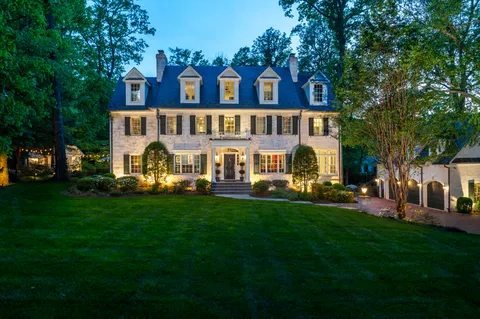$3,850,000 | 1210 Corbin Court, McLean, VA 22101