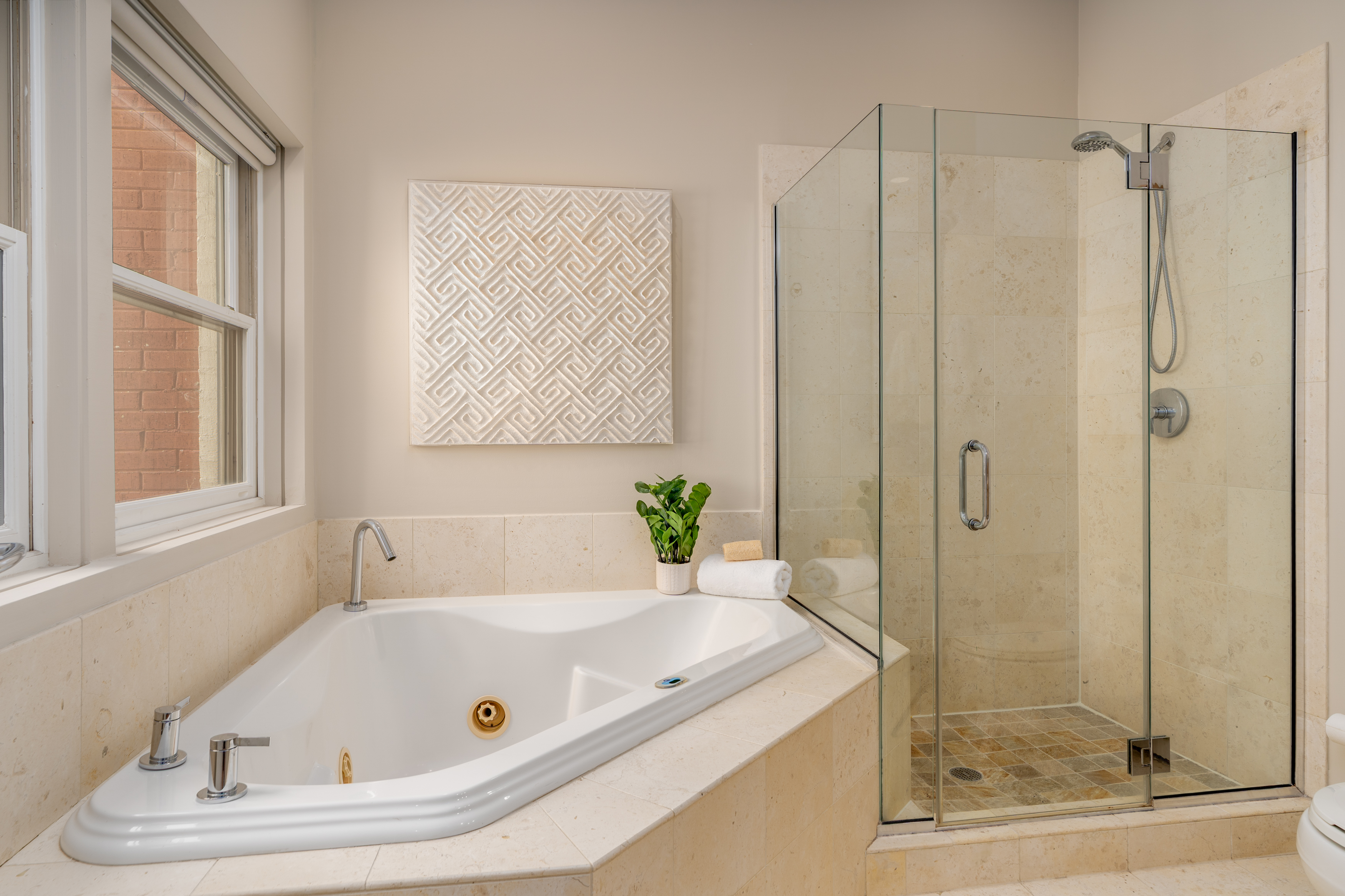 1213 N Street Northwest, Unit A Washington, DC 20005 - Photo 12 of 38