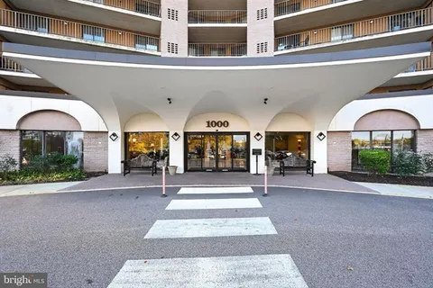 $310,000 | West Valley Forge Circle, King of Prussia, PA 19406