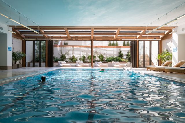 $1,550,000 | 429 Kent Avenue, Unit 812 | Williamsburg