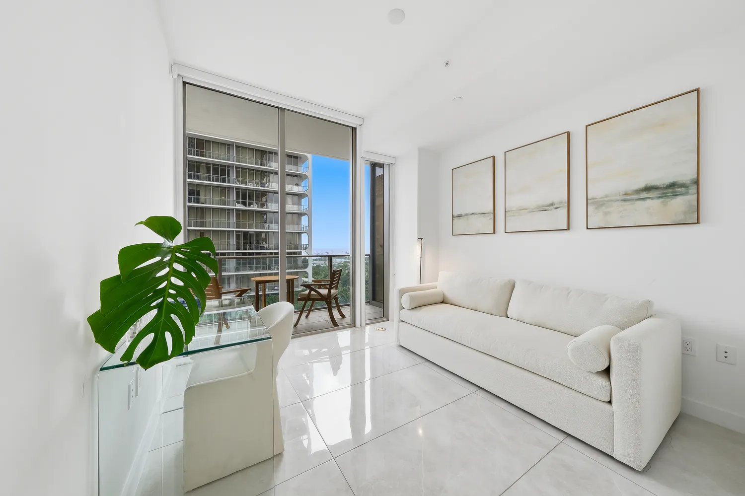 $1,650,000 | 2678 Tigertail Avenue, Unit 1110, Coconut Grove, FL 33133