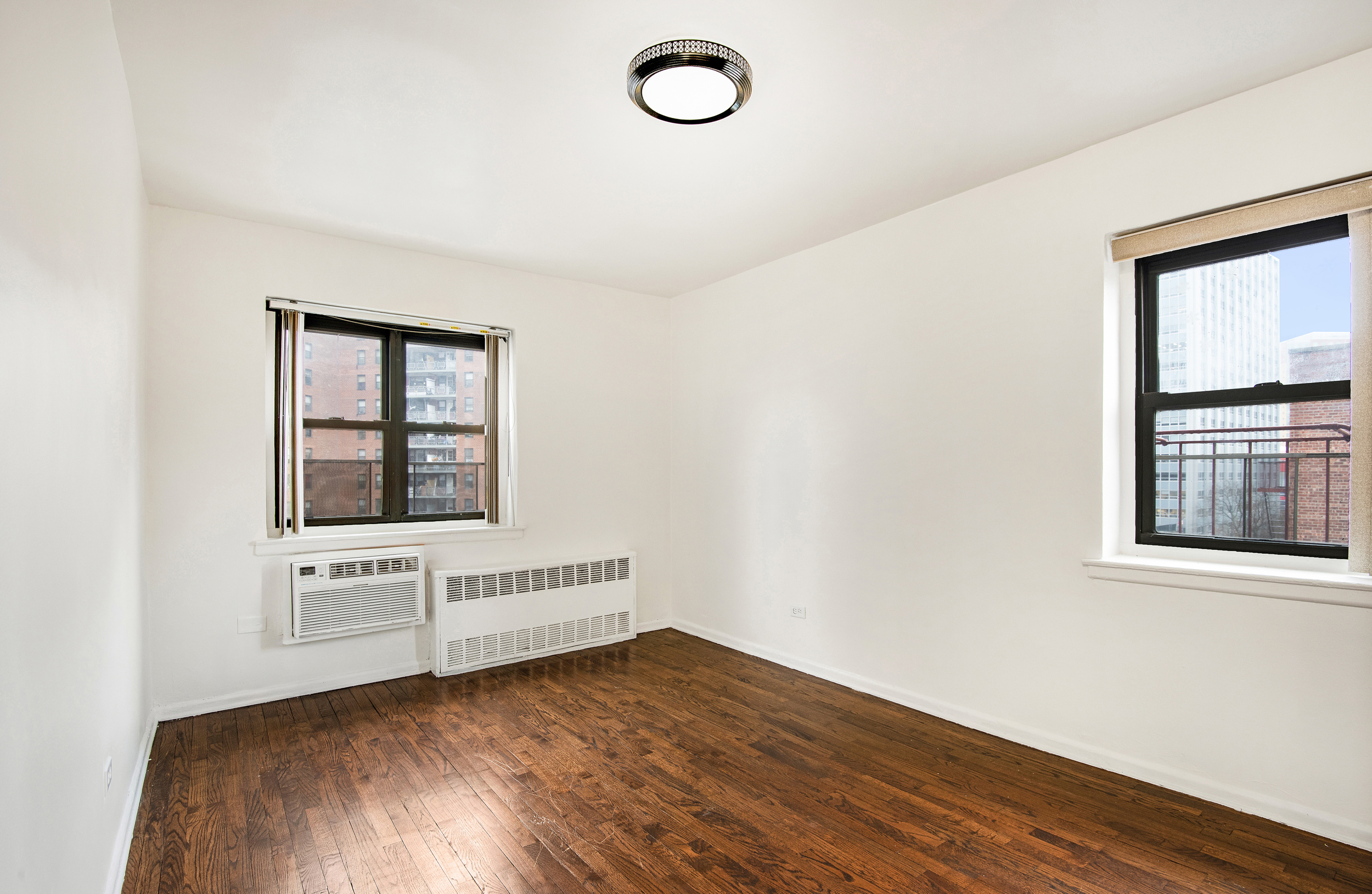 57-10 Junction Boulevard, Unit 6J Queens, NY 11373 - Photo 7 of 10 Gallery Image 7