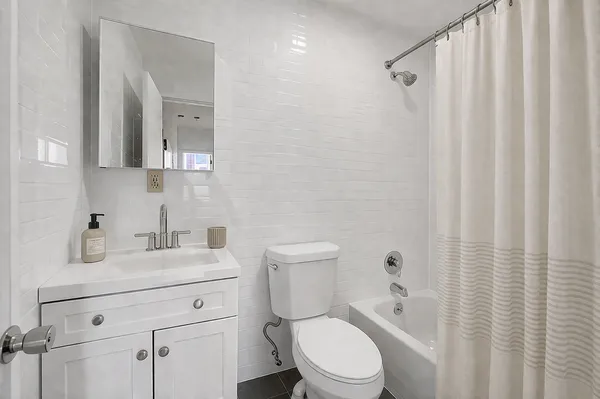 $3,095 | 1260 Broadway, Unit 4F | Bedford-Stuyvesant