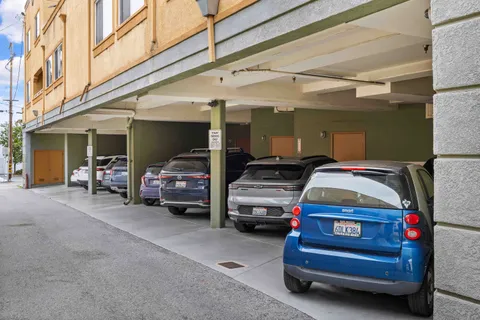 $4,900,000 | 577 Laurel Street, Unit ALL, San Carlos, CA 94070