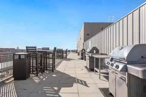 $525,000 | 555 Massachusetts Avenue Northwest, Unit 1419, Washington, DC 20001