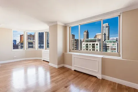 $2,398,000 | 30 Lincoln Plaza, Unit 28L | Upper West Side