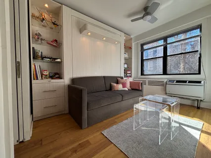 $2,078,000 | 31 Jane Street, Unit 2CD | West Village