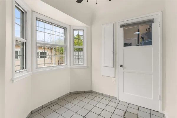 $824,995 | 10233 South 3rd Avenue, Inglewood, CA 90303