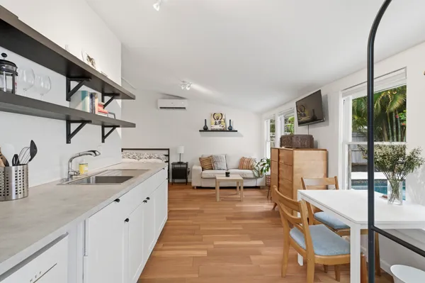 $1,549,000 | 816 16th Avenue Northeast, St. Petersburg, FL 33704