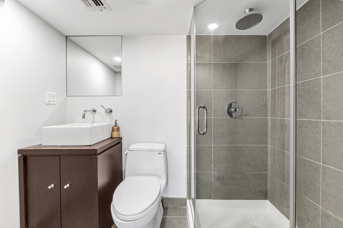 96 Woodpoint Road, Unit 3A Brooklyn, NY 11211 - Photo 12 of 15