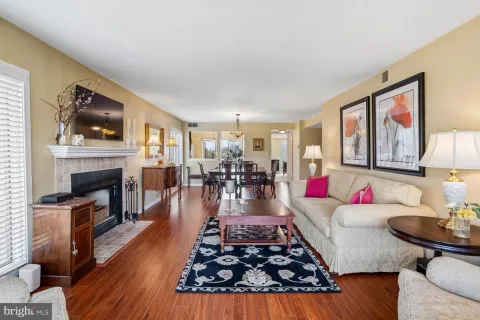 $595,000 | 2110 Chesapeake Harbour Drive East, Unit 101, Annapolis, MD 21403