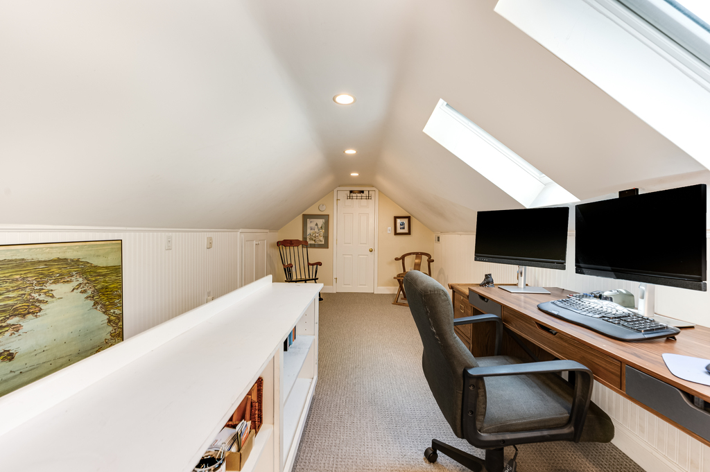 38 Berkeley Street Reading, MA 01867 - Photo 45 of 50