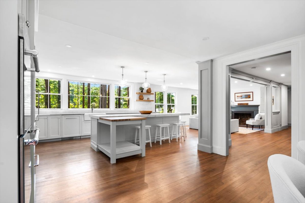 49 Garrison Road Hingham, MA 02043 - Photo 5 of 30